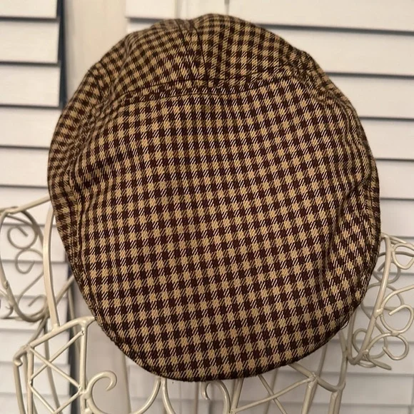 American Rag hat. - Picture 2 of 11